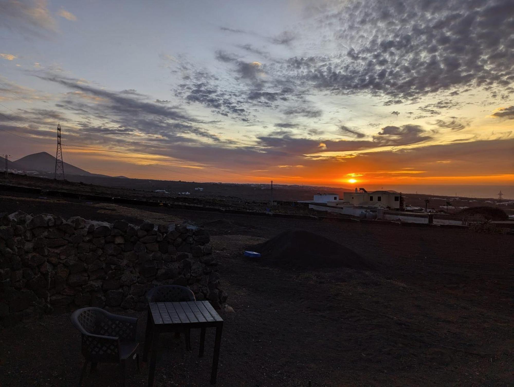 A Ensuite Apartment Con Zona De Patio Arrecife  Εξωτερικό φωτογραφία